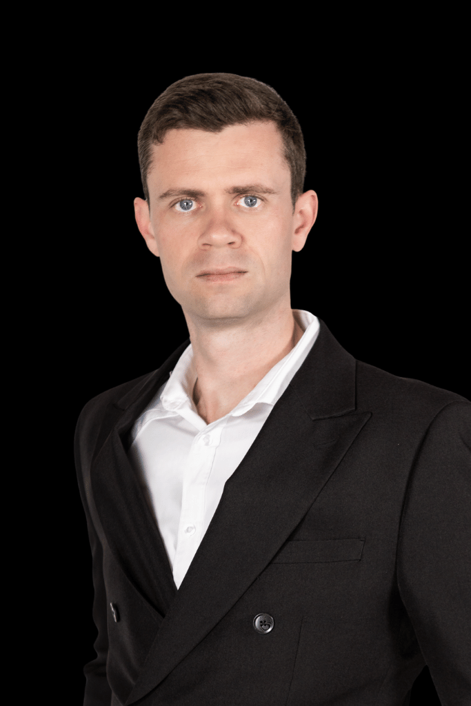 De Villiers du Plessis — Head of Production